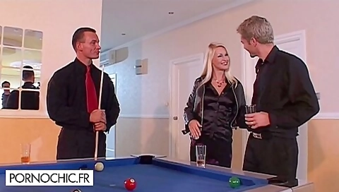 Watch Elegant Nikki Suns Video
