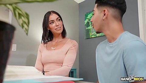 Bonny Venuss Milf Movie - Venus Valencia
