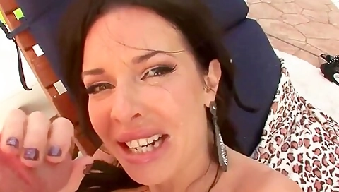 Adroit At Stepmom Tube Video With Veronica Avluv And Mike Adriano