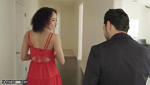 Husband Watches Alexis Tae Have Her Dreams Come True